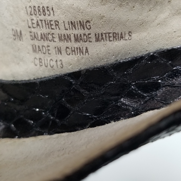 Strappy jeweled sandals - Picture 7 of 7